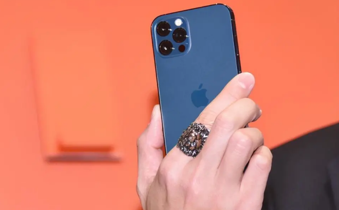 绥江苹果手机维修分享iPhone12系列重启方法教程 